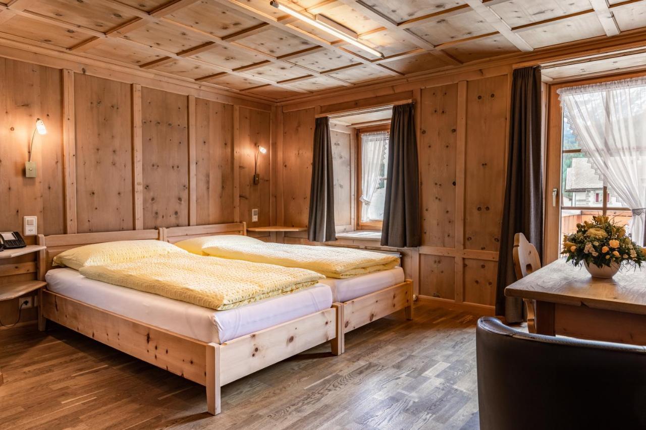 Hotel Landgasthof Staila Fuldera Esterno foto