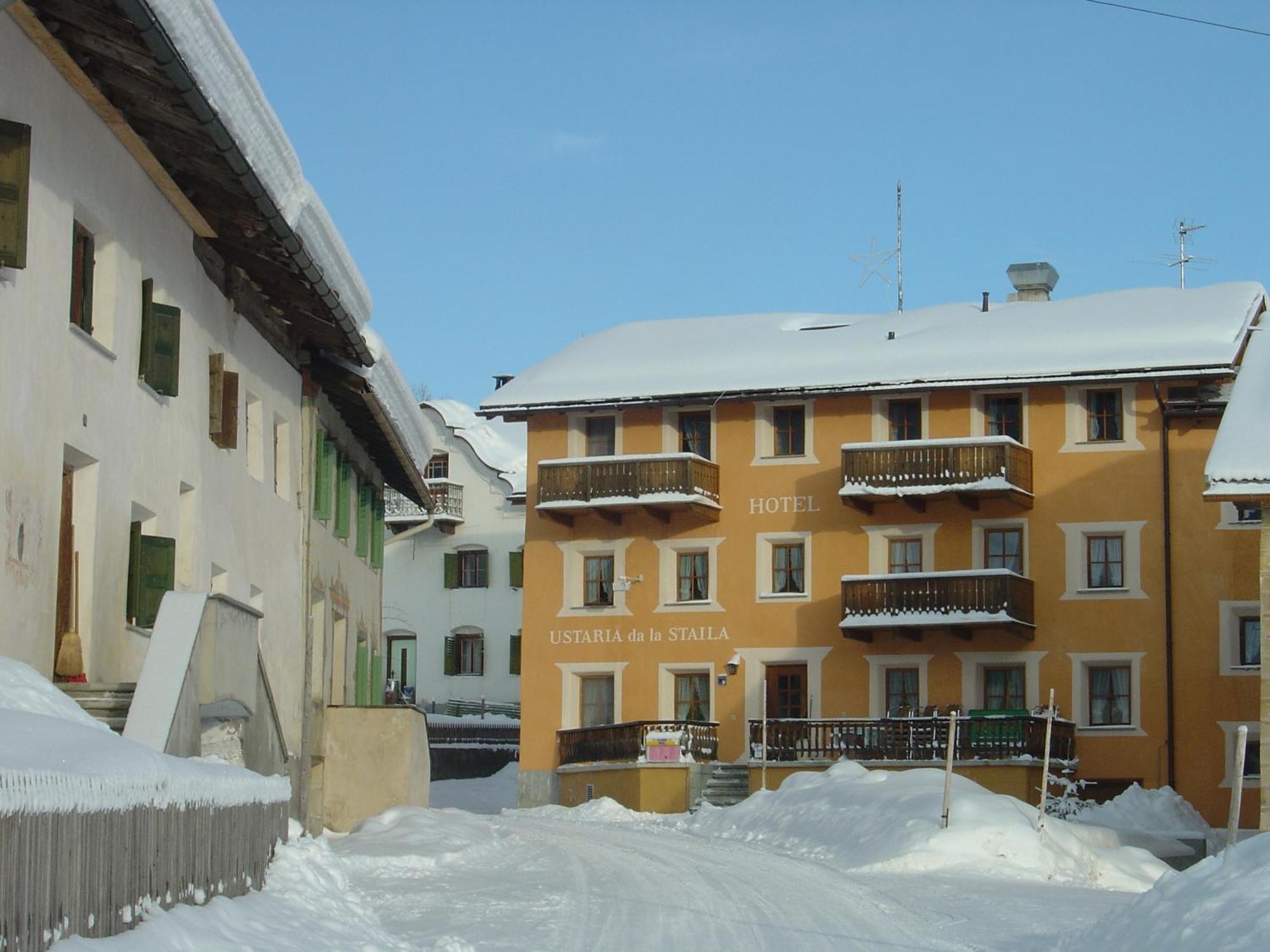 Hotel Landgasthof Staila Fuldera Esterno foto